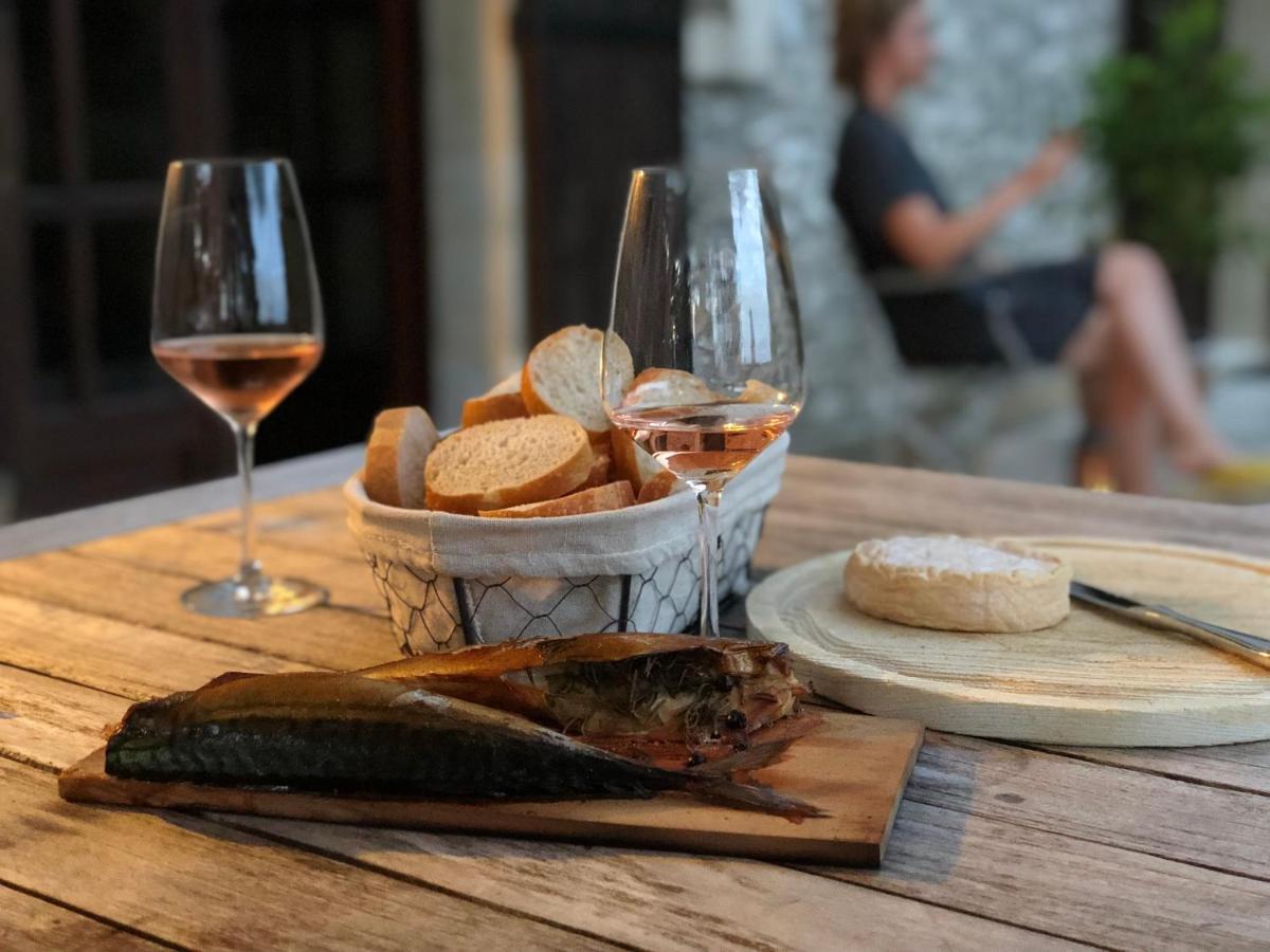 La Bastide Portoly B&B "Pruneaux" Penne-dʼAgenais Dış mekan fotoğraf
