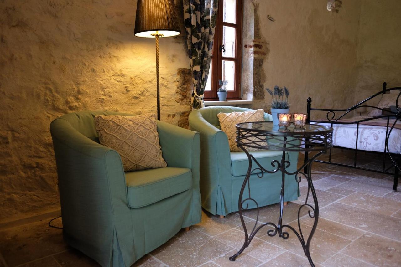 La Bastide Portoly B&B "Pruneaux" Penne-dʼAgenais Dış mekan fotoğraf