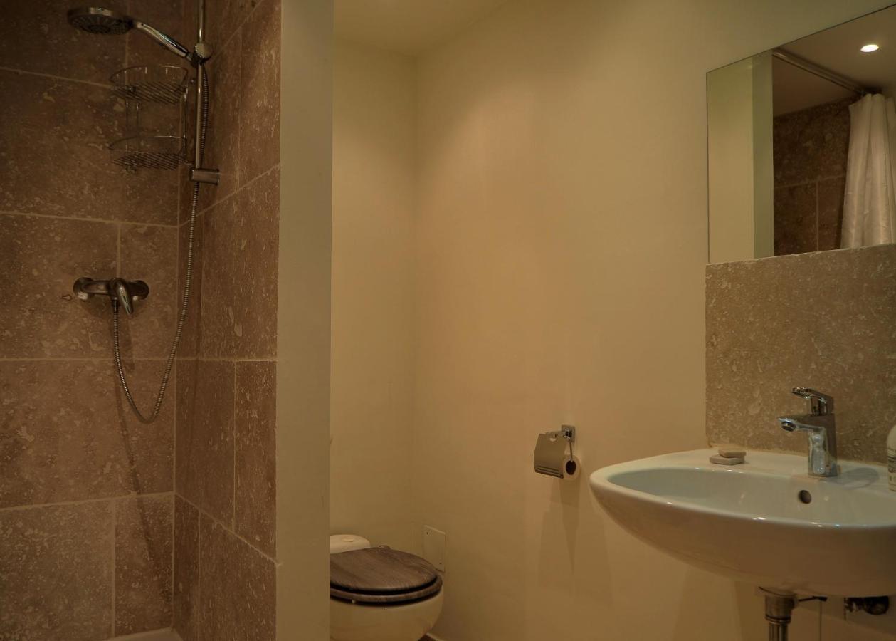 La Bastide Portoly B&B "Pruneaux" Penne-dʼAgenais Dış mekan fotoğraf