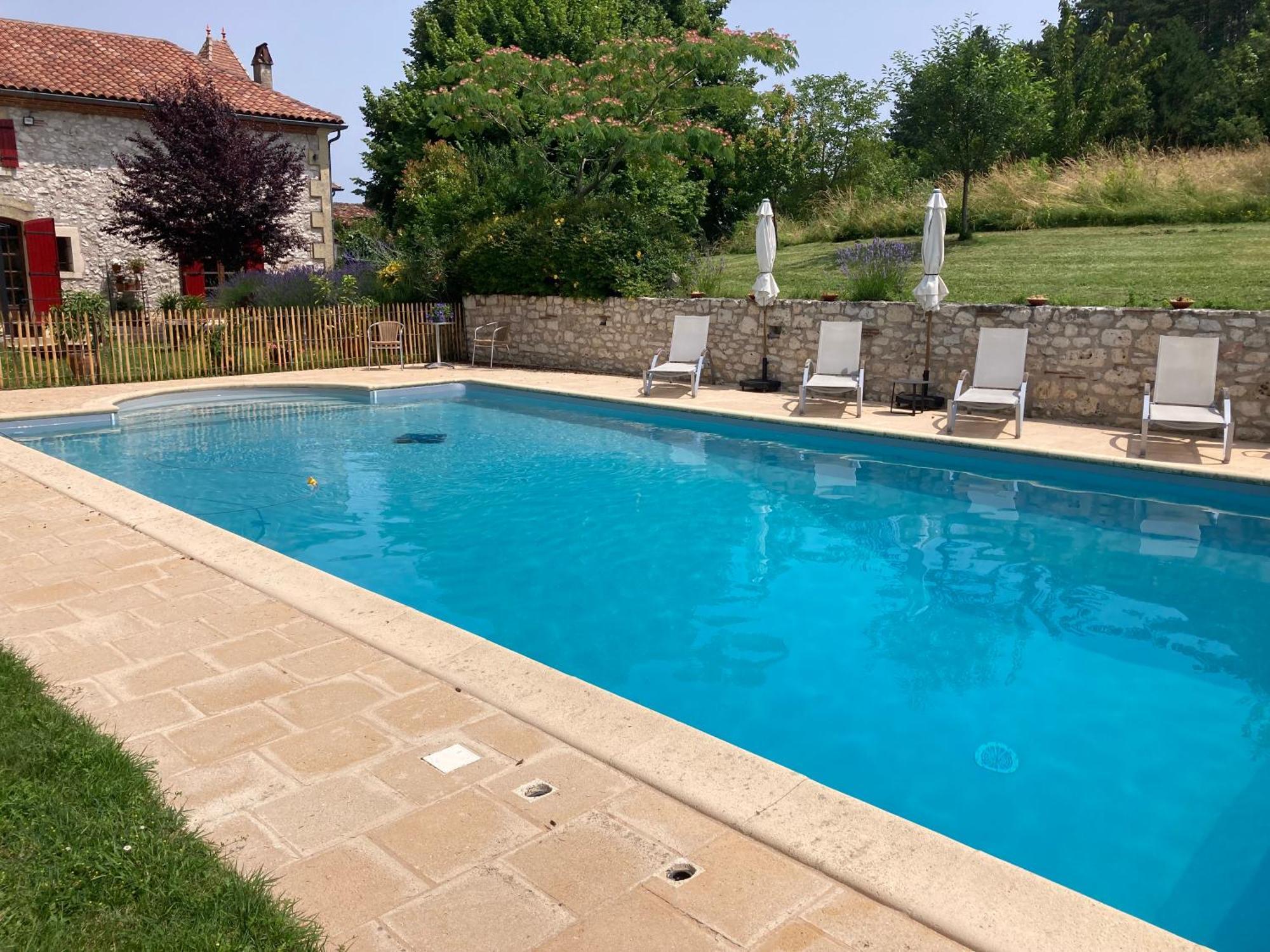La Bastide Portoly B&B "Pruneaux" Penne-dʼAgenais Dış mekan fotoğraf